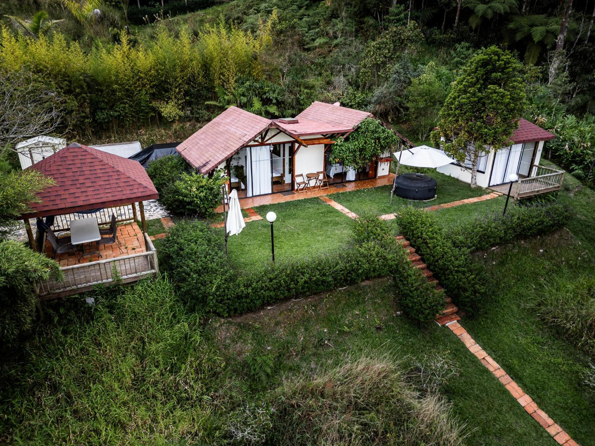 Hotel Pietrasanta Guatape Exterior photo