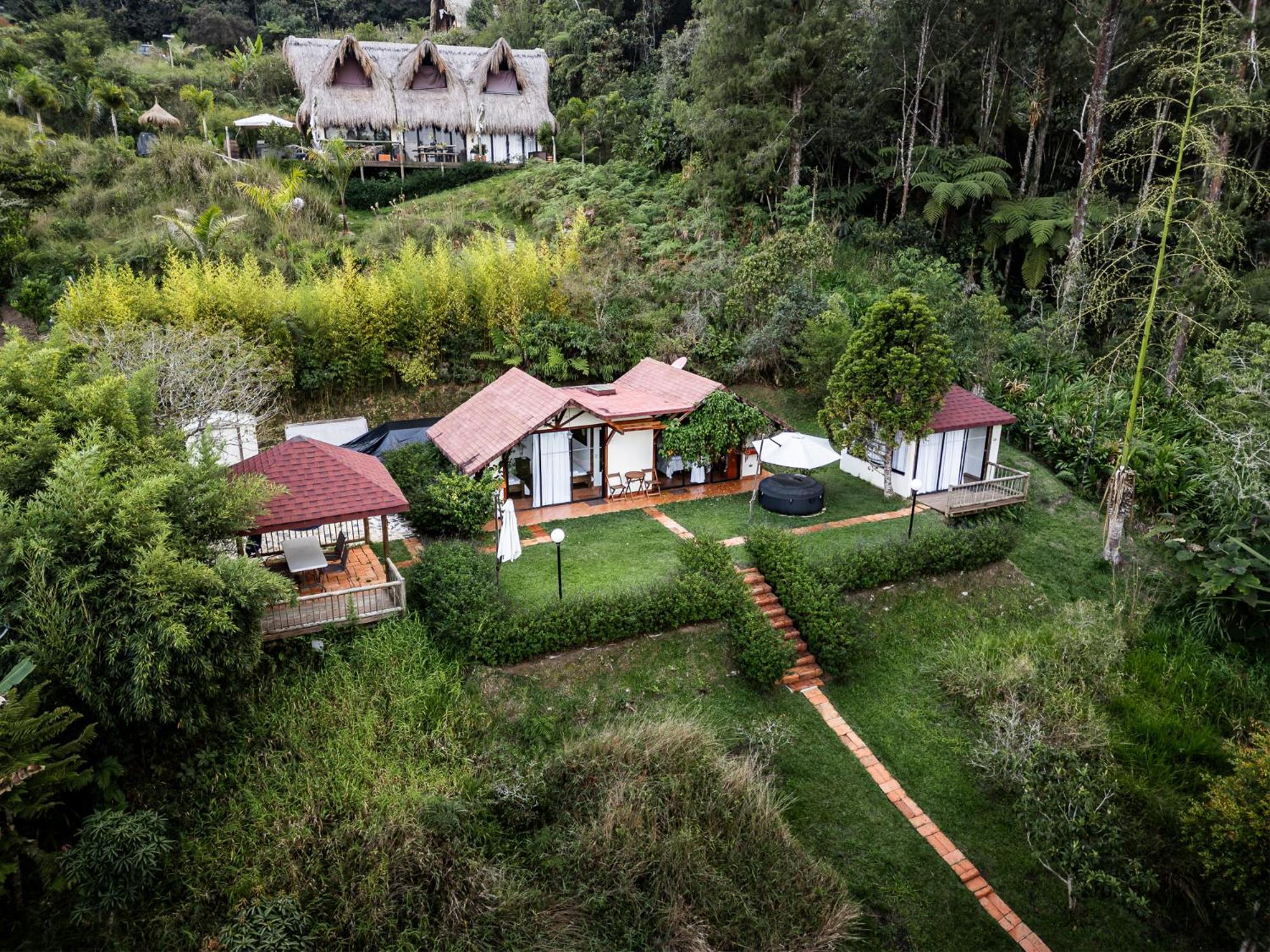Hotel Pietrasanta Guatape Exterior photo