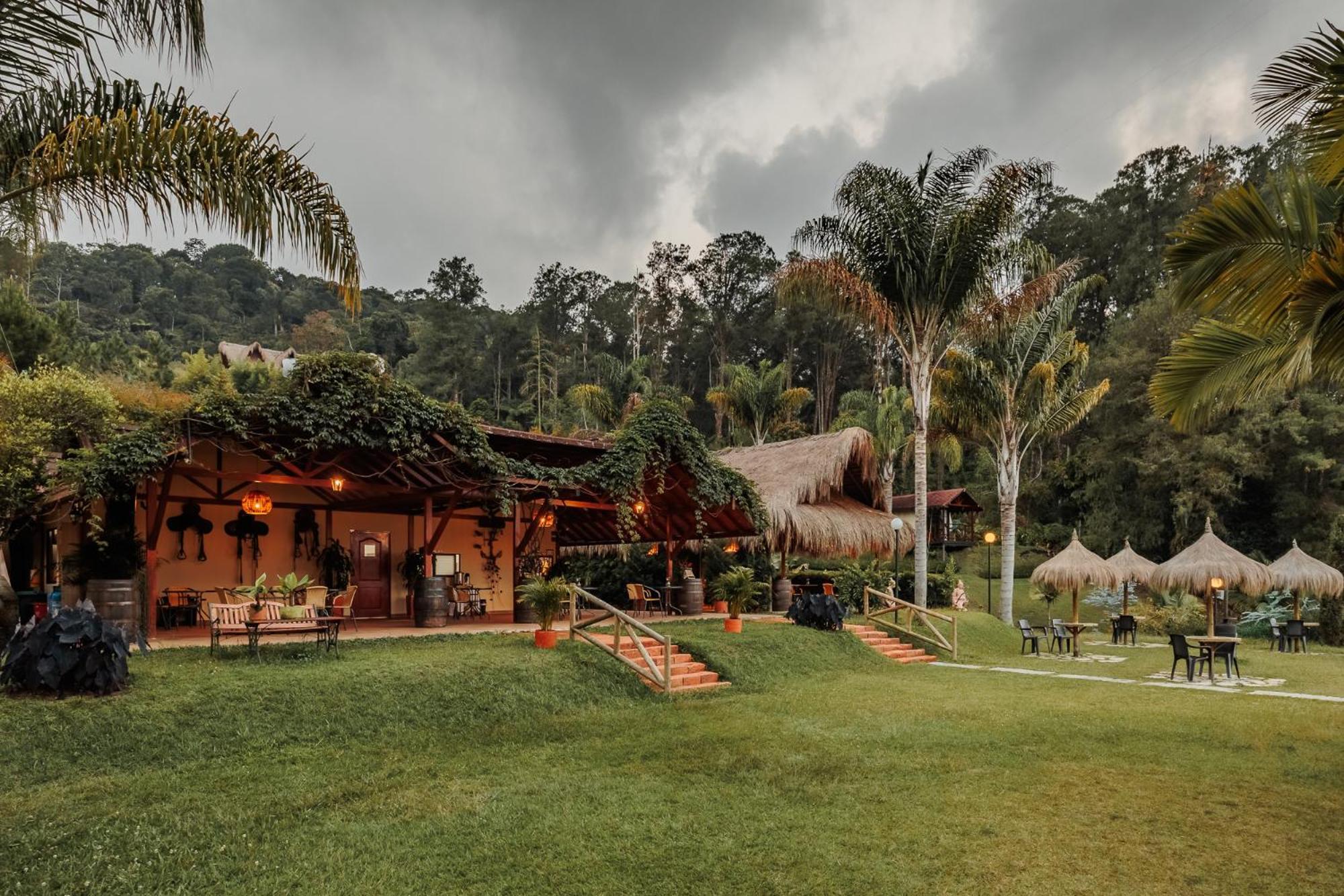 Hotel Pietrasanta Guatape Exterior photo
