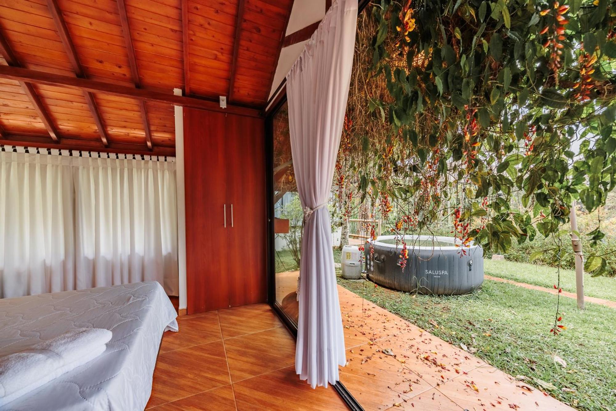 Hotel Pietrasanta Guatape Exterior photo
